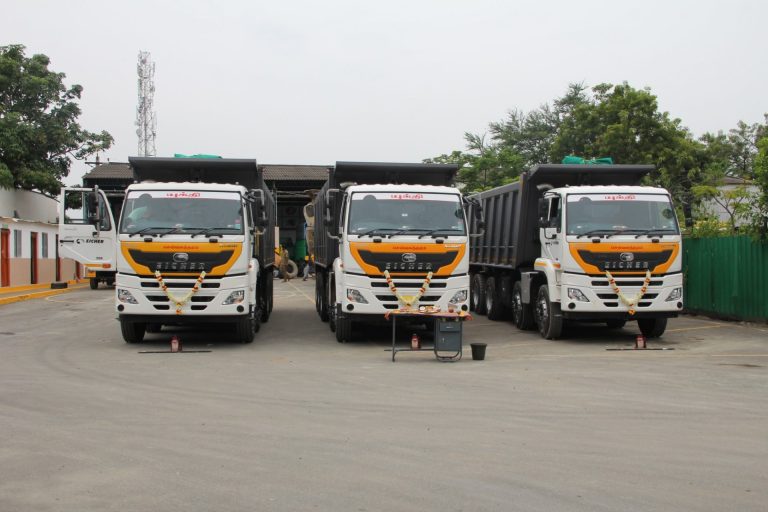 𝐍𝐞𝐰 𝐕𝐞𝐡𝐢𝐜𝐥𝐞 𝐏𝐨𝐨𝐣𝐚 𝐂𝐞𝐫𝐞𝐦𝐨𝐧𝐲 𝐚𝐭 𝐑𝐞𝐧𝐚𝐜𝐨𝐧 𝐇𝐞𝐚𝐝 𝐎𝐟𝐟𝐢𝐜𝐞